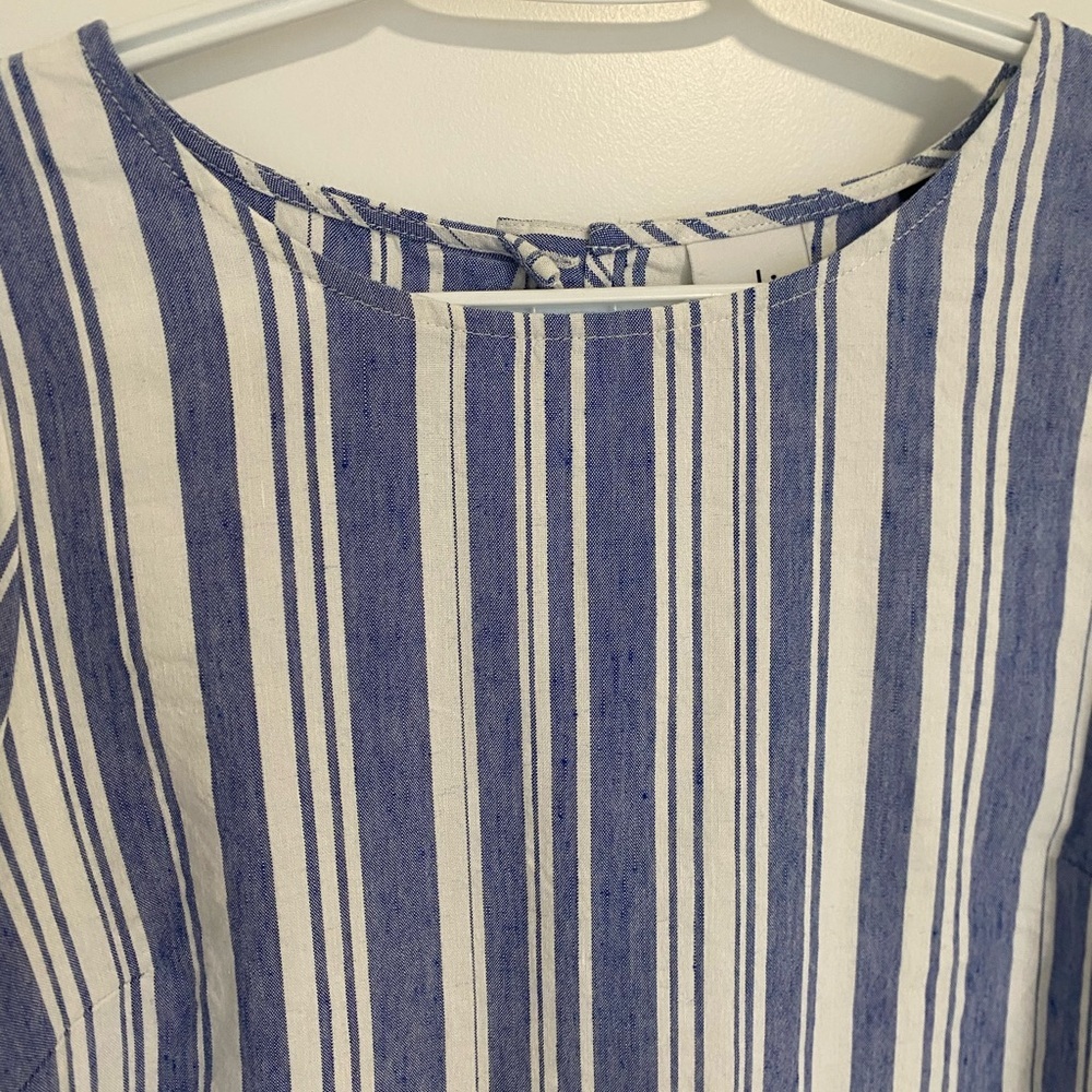 CAbi 5343 Wing Top Blue White Striped Linen Blend Blouse Crop Keyhole Size Small - Picture 7 of 10